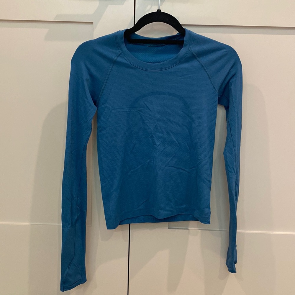 Lululemon blue Swiftly long sleeve